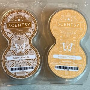 Scentsy Scent Pods - Bright Cider Life & Pumpkin Tiramisu.